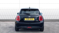 MINI Hatchback 1.5 Cooper D 3dr Diesel Hatchback
